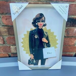 Luxe Wall Art -Beautiful print embellished w/ glitter, ft. fashionista woman NWT